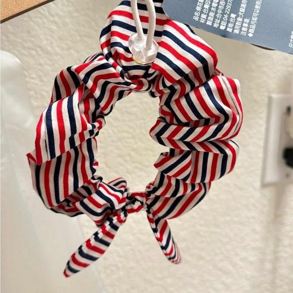 Striped Red, White, and Blue Cat Bow Tie